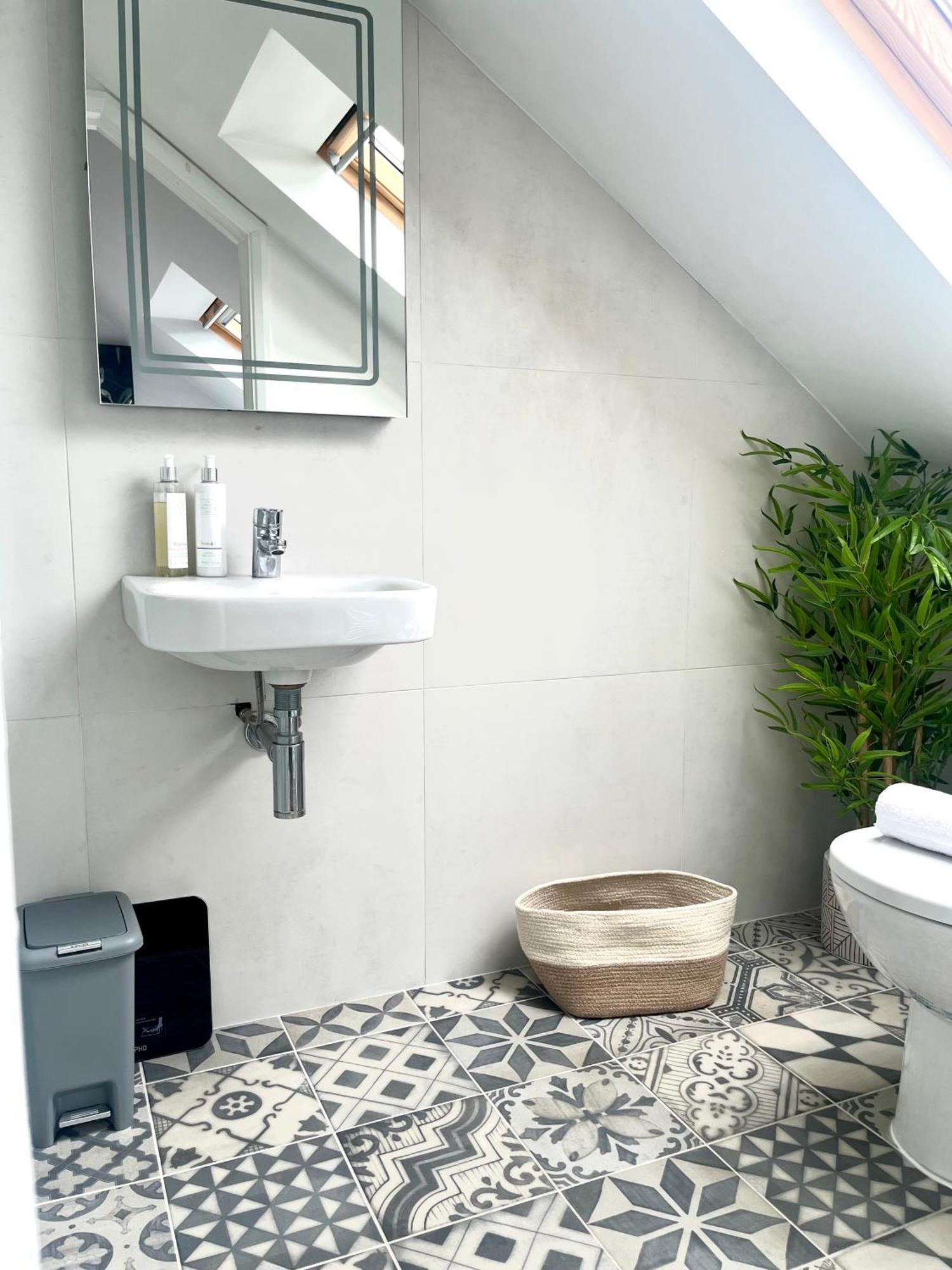 Spacious And Stylish Home Bath Dış mekan fotoğraf